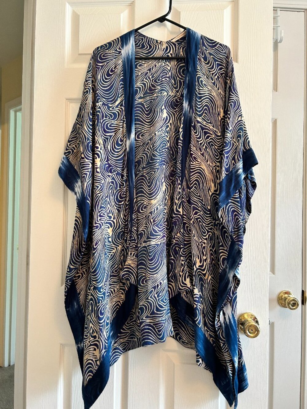 Soft Surroundings Navy and White Swirl Open Kimono Cardigan